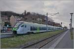 20% more travelers - the Alpes region is reaching its limits and has therefore rented a RABe 528 MIKA from BLS, which covers two to three circuits from Monday to Friday and so the Domino trains that are freed up are used to reinforce others.

The picture shows the BLS RABe 528 109 in Le Bouveret on the way to Brig as R 91 6125.

March 4, 2024