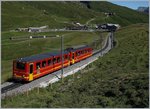 The till now usual BDhe 2/4 with Bt JB (Jungfraubahn) train near the kleine Scheidegg.
08.08.2016