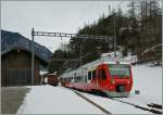 The M-O RABe 527 511 from Orsire is arriving at Sembrancher.
27.01.2013