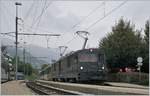 A MOB GDe 4/4 with a Panoramic Train on the way to Montreux by his stop in Chernex.