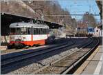 While on the left of the picture in Le Locle the cmn (today transN) BDe 4/4 N° 3 is waiting to leave for Les Brenets, in the background the SNCF X76716 reaches the Le Locle train station on its way to Besançon.

Feb 3, 2024