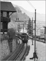 The De 4/4 110 022-1 is leaving Brienz Station. 
05.02.2011