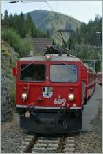 Our train crossing the Ge 4/4 I 609 with the Bernina Express Davos  - Tirano in Wiesen.