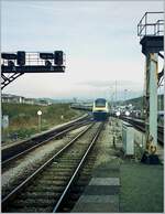 A  FIRST  AST 125 Class 43 Service to London is leaving Abertawe. 

Analog picture / November 2000