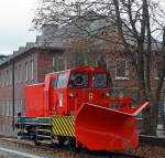 Various Schneepflug BA 851 (Fabr. Beilhack) der DB Netz AG, Schweres Nebenfahrzeug 40 80 947 5 181-0, hier am 26.11.2011 abgestellt in Siegen-Eintracht.