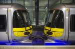 Heathrow Express 332004 awayting ...  Claus Sch�nbrodt 30.04.2010