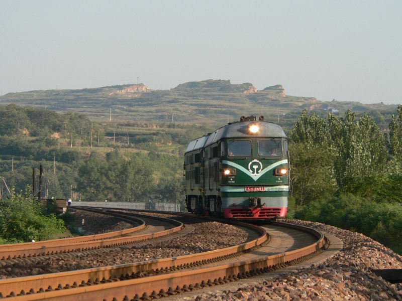 Two DF4 units in Luyoang, 2007