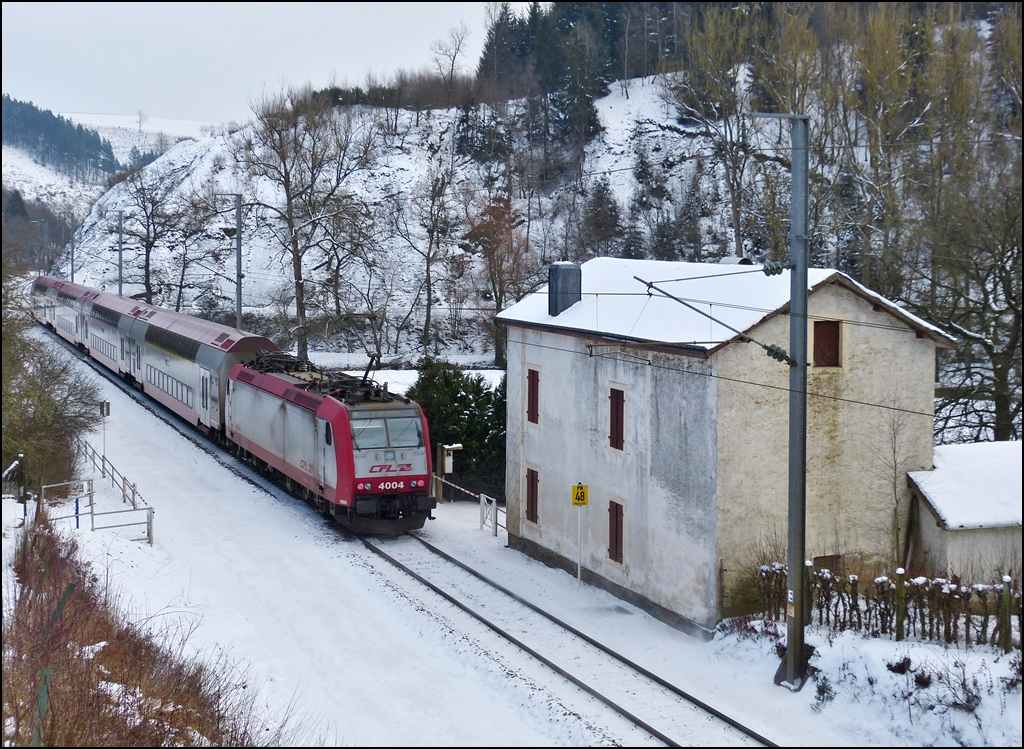 . 4004 photographed between Cinqfontaines and Maulusmhle on February 13th, 2013.