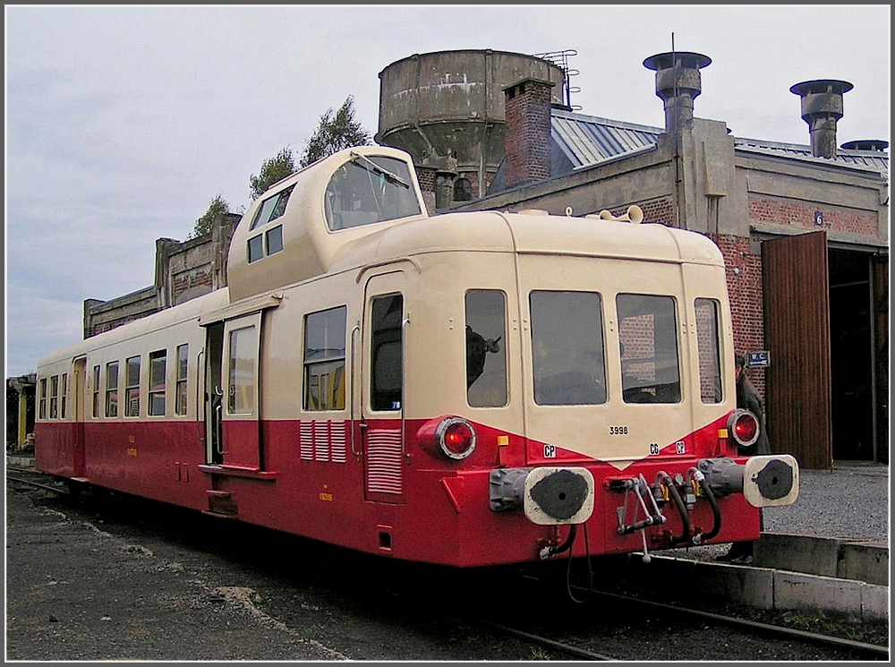 . The heritage X 3998 pictured at Mariembourg on October 10th, 2004.