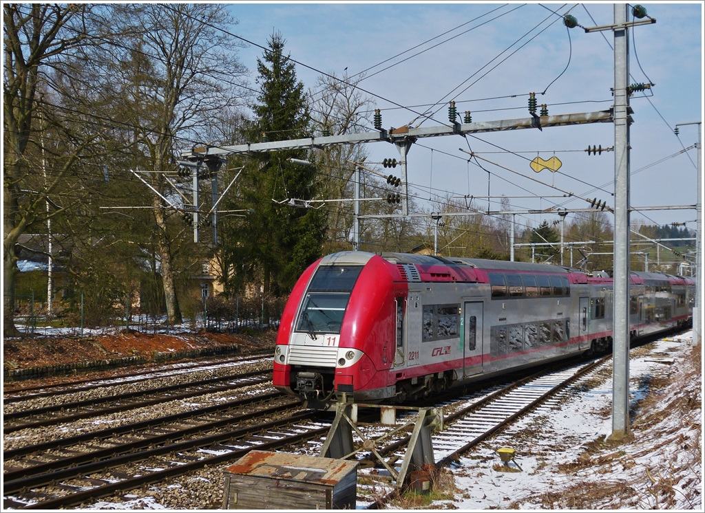 . Z 2211 is running between Schieren and Ettelbrück on March 25th, 2013.