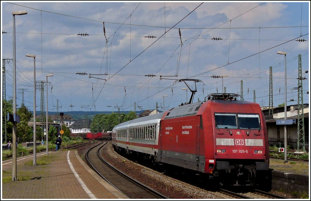 101 105-5 is heading IC wagons in Koblenz-Lützel on May 22nd, 2011. 