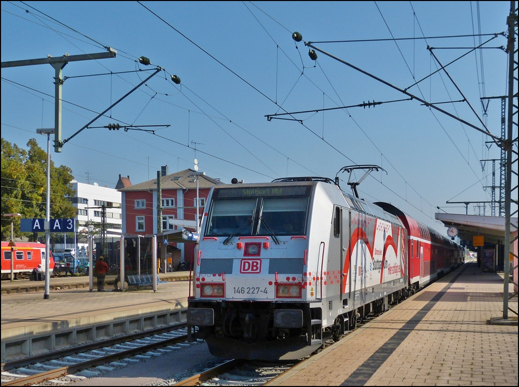 146 227-4 with bilevel cars taken in Singen (Hohentwiel) on September 18th, 2012.