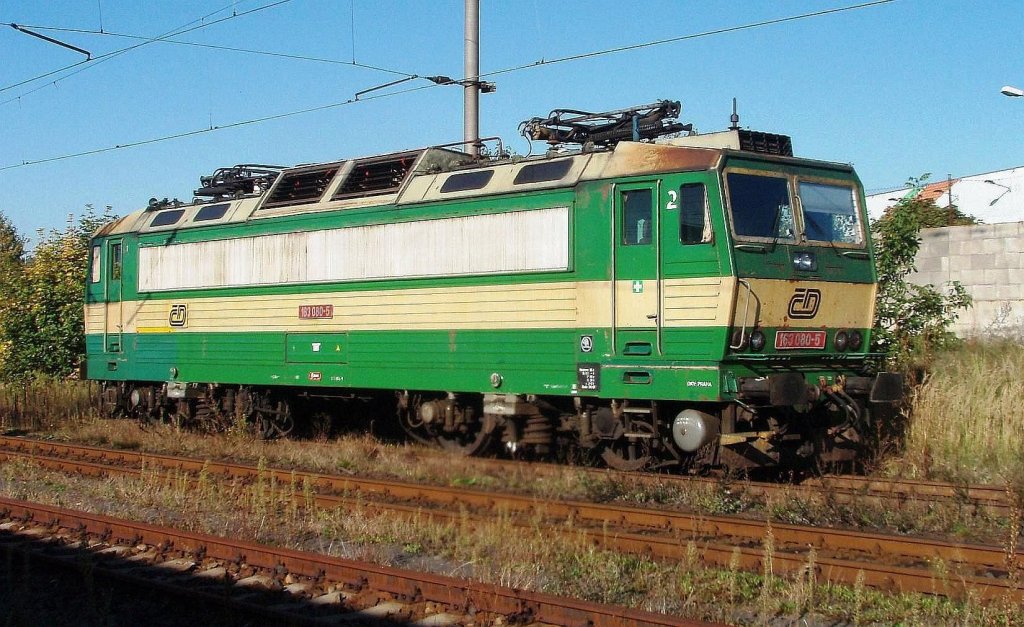 163 080 at the raiway station Chomutov in 1. 10. 2011