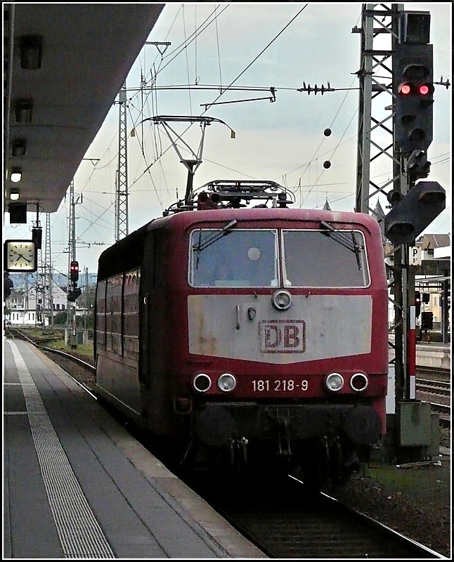 181 218-9 photographed at Koblenz in the evening of September 17th, 2010.