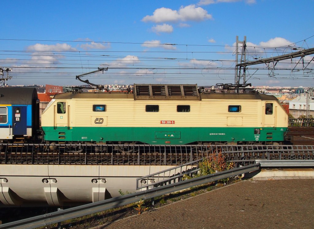 ČD 150 209 near the capital railway station Prague on the 31 Oct 2012.