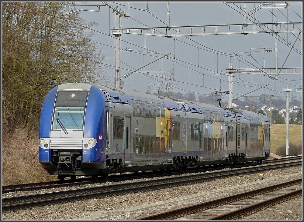 302 is running near Fentange on March 1st, 2009.