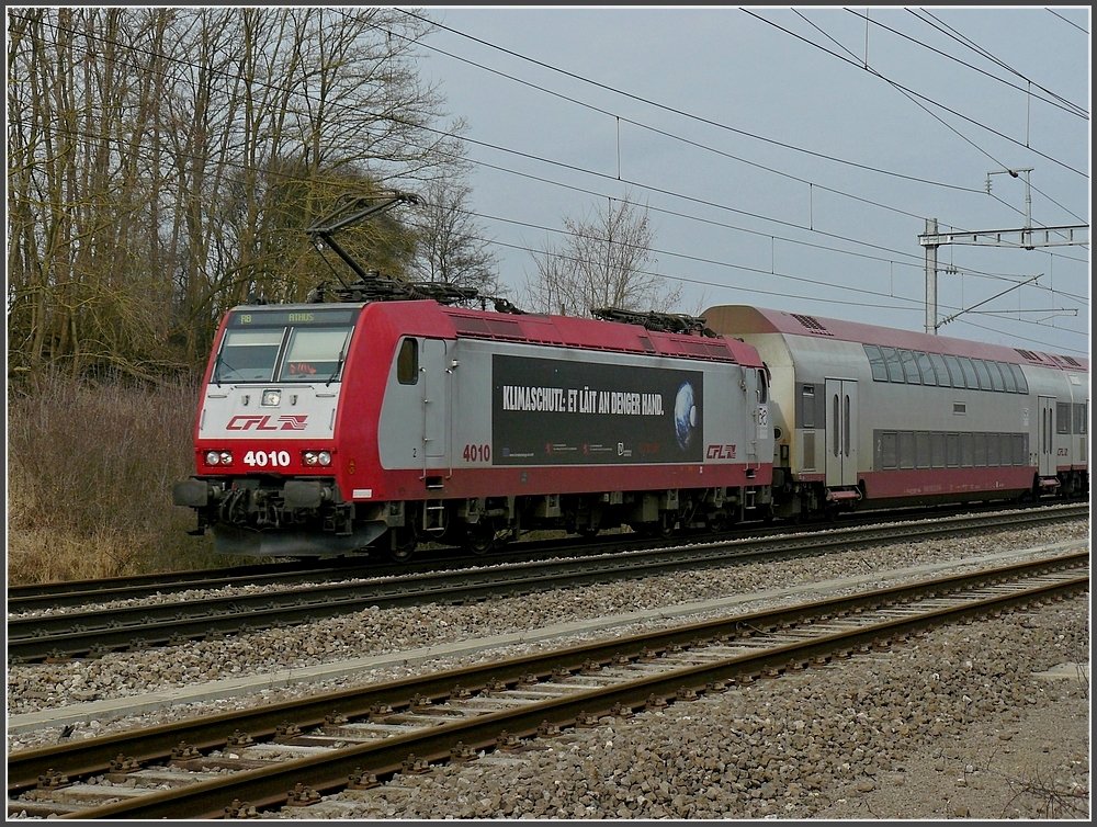 4010 heading a local train is running between Luxembourg City and Berchem on March 1st, 2009.