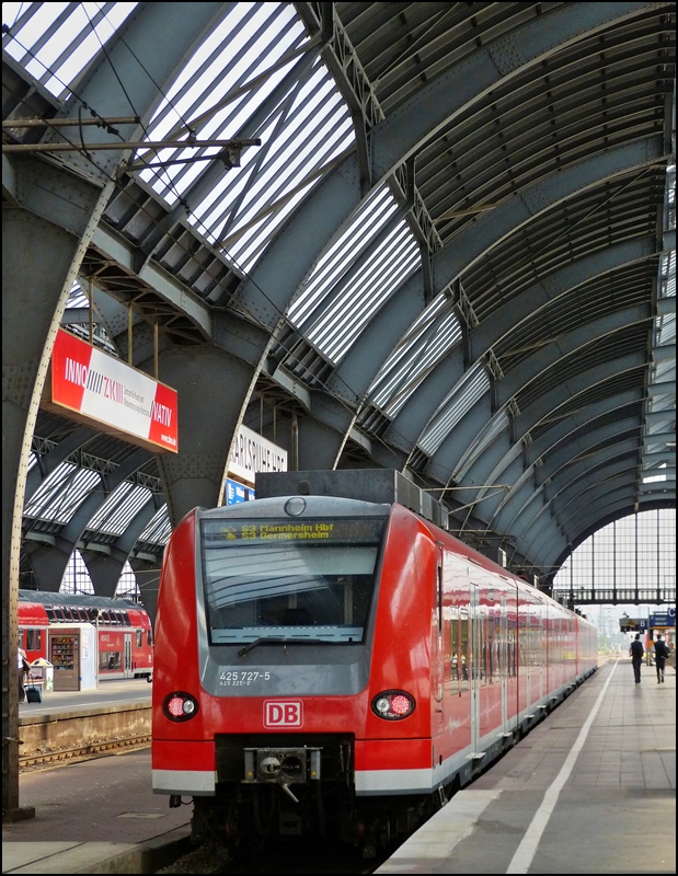 425 727-5 photographed in Karlsruhe main station on September 11th, 2012.