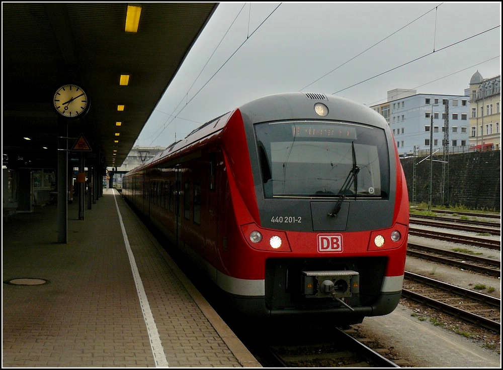 440 201-2 is waiting for passenger at Passau in the early morning of September 13th, 2010.