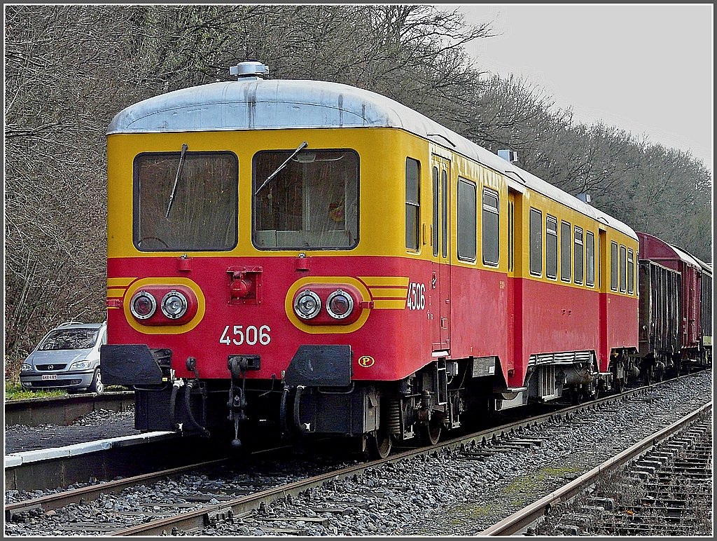 4506 photographed in Spontin on December 7th, 2008.