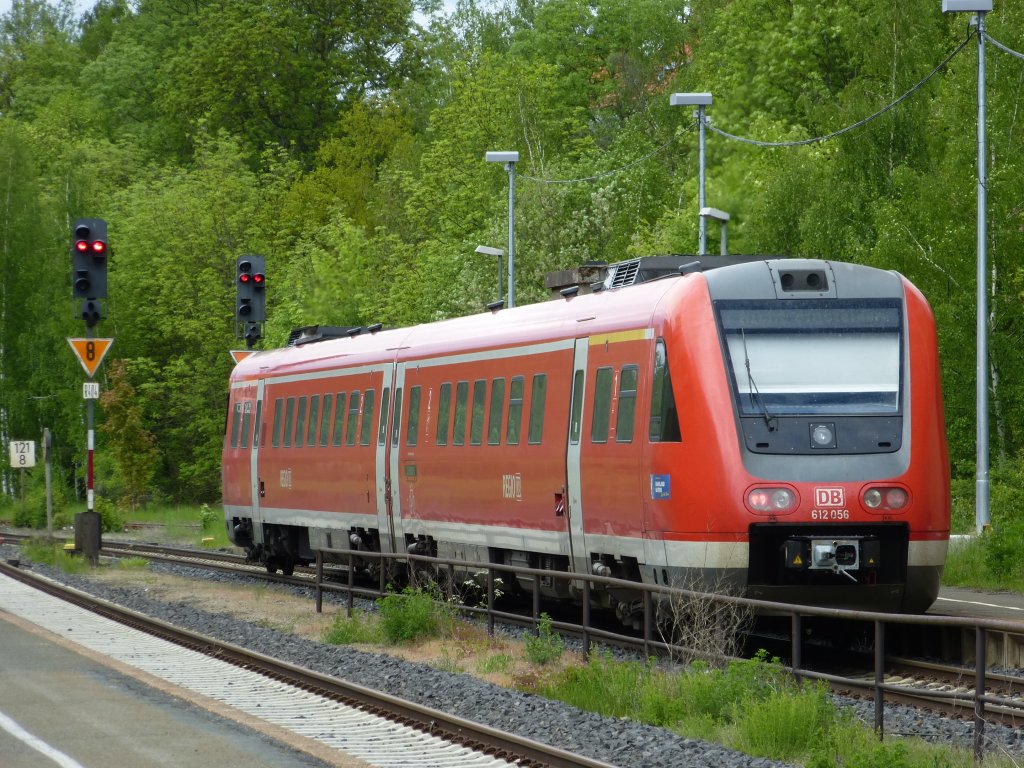 612 056 is standing in Oberkotzau on May 21th 2013.