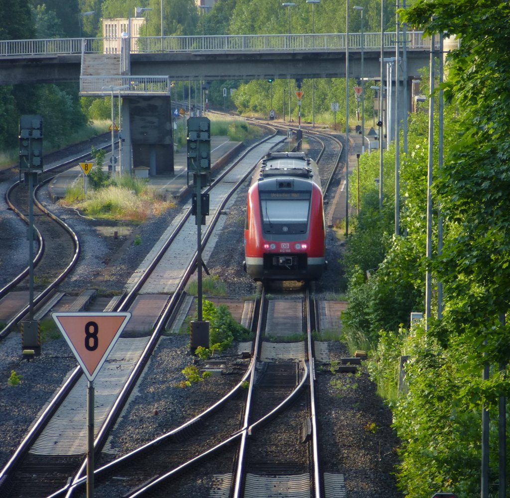 612 556 is driving by Oberkotzau, June 13th 2013.