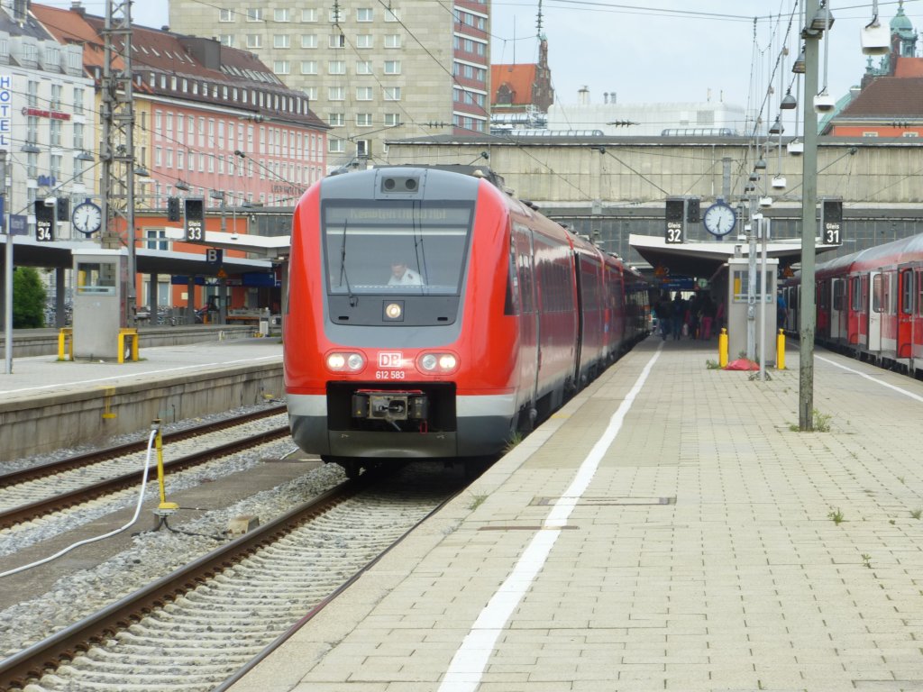 612 583 is standing in Munich main station on May 23rd 2013.