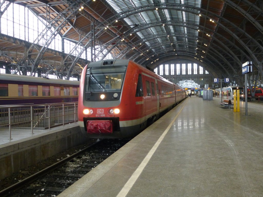 612 606 is standing in Leipzig main station on January 26th 2013.