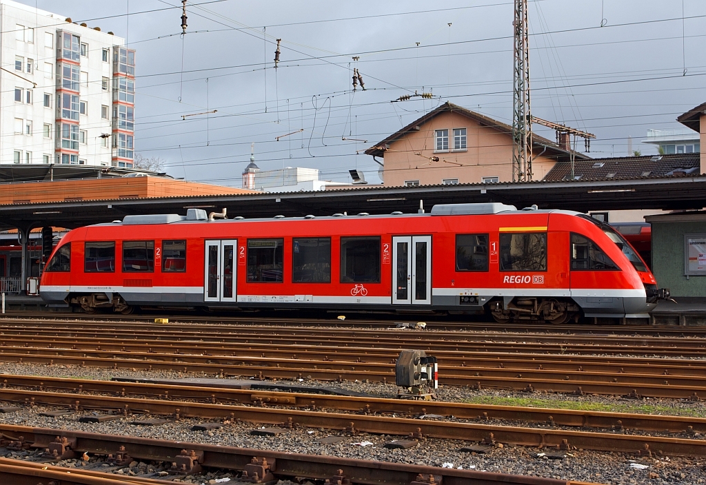 640 012 (LINT 27) stands in Siegen at 14.01.2012