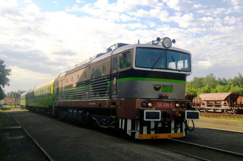 750 096 on the 16th of June, 2012 on the Railway station Kladno. Private locomotive of the company KDS Kladno.