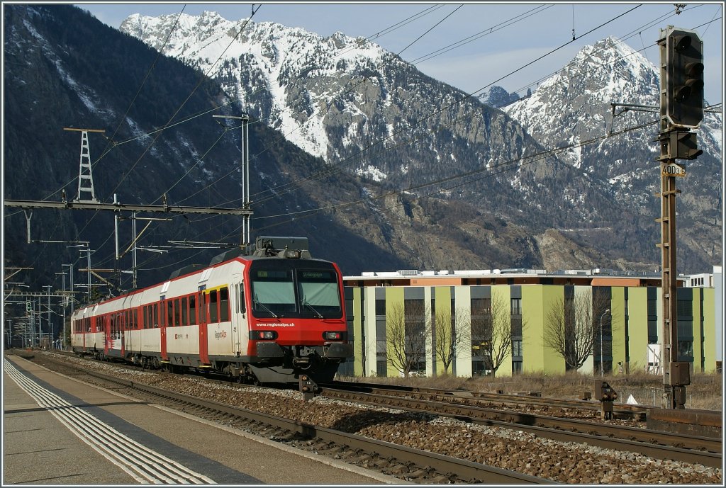 A Domino is leaving Martigny. 
27.01.2013