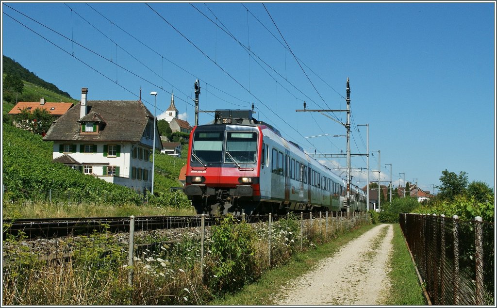 A Domino to Neuchtel by Ligerz.
31.07.2013