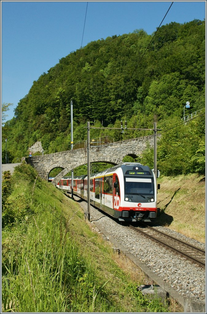 A Fast-Train from Interlaken Ost to Luzern by Niederried.
05.06.2013
