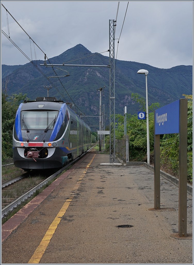 A FS Trenitalia  Minuetto  in Vogaonga.
18.09.2017