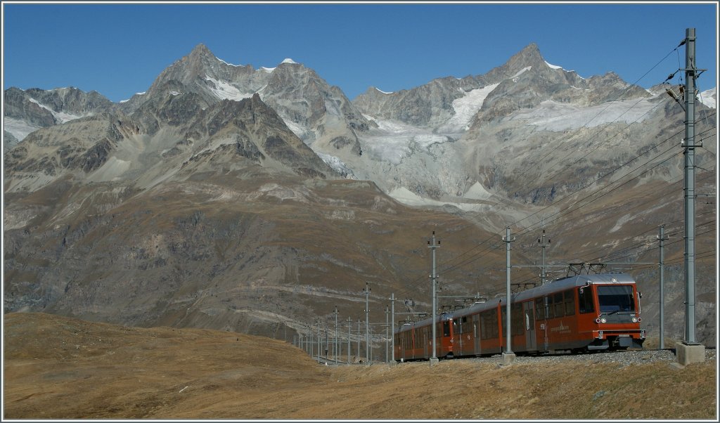 A GGB Train near the Gornergrat. 
04.10.2011