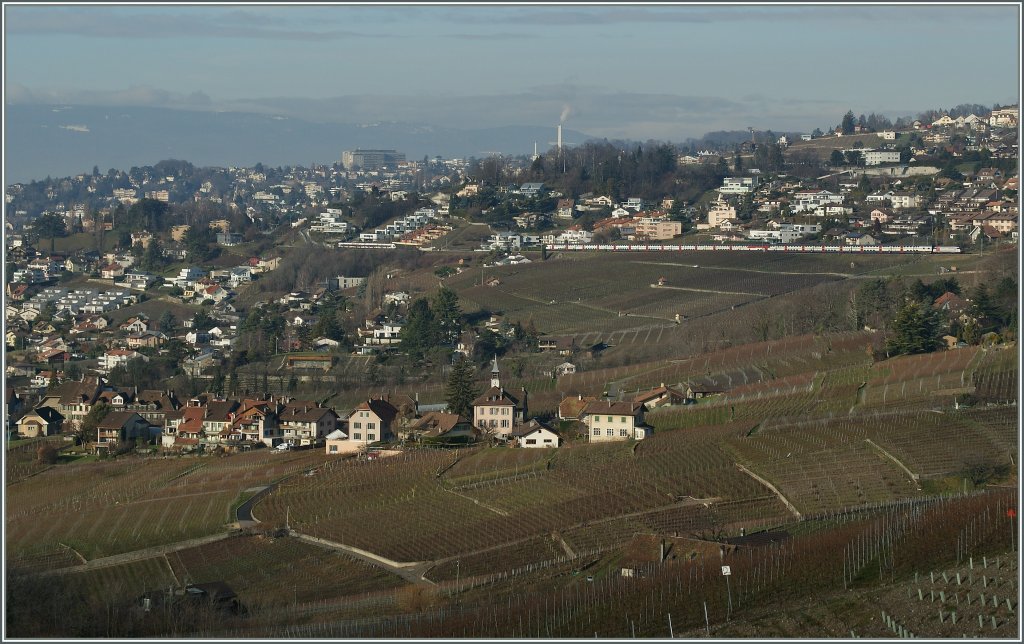 A IC from St Gallen to Geneva between Bossire and La Conversion.
04.01.2013