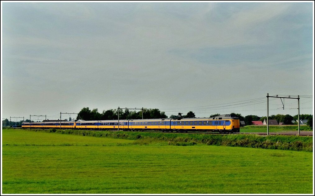 A Koploper double unit is running through Etten-Leur on September 2nd, 2011.