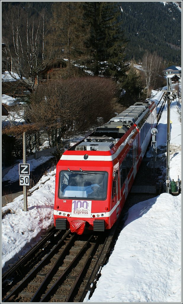 A local train is to St-Gervais les Bains-Le Fayet is arriving at Chamonix. 
12.03.2009