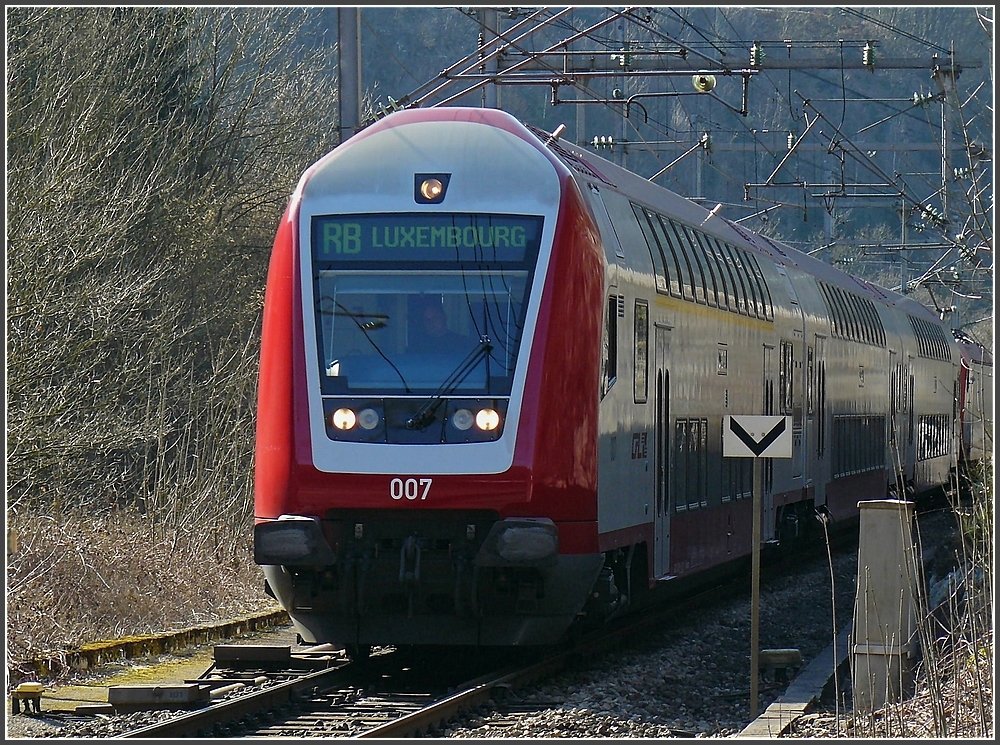 A local train to Luxembourg City is running near Goebelsmhle on March 7th, 2010.