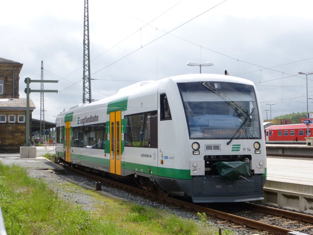 A lokal train to Zwickau(Saxonya) main station is standing in the main station of Hof, May 18th 2013.