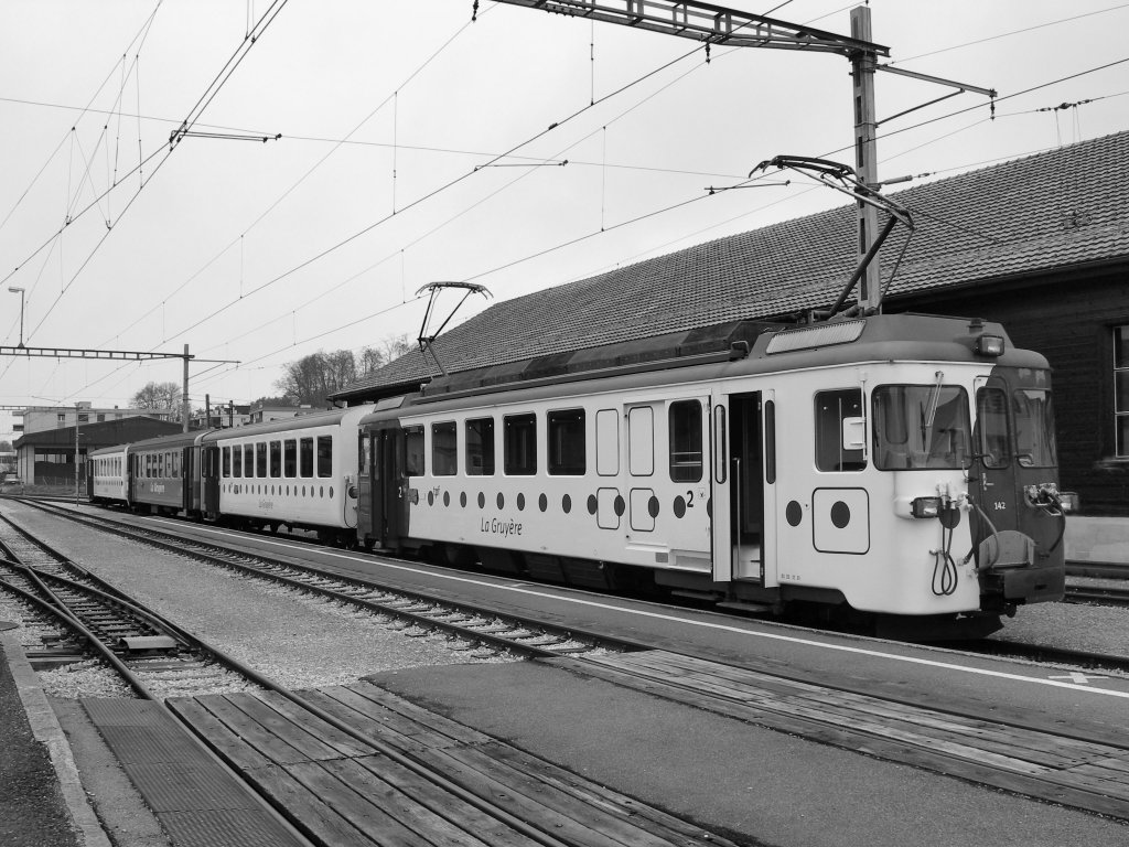 A long TPF/GFM train for the Students in Chtel St-Denis.
23.01.2007