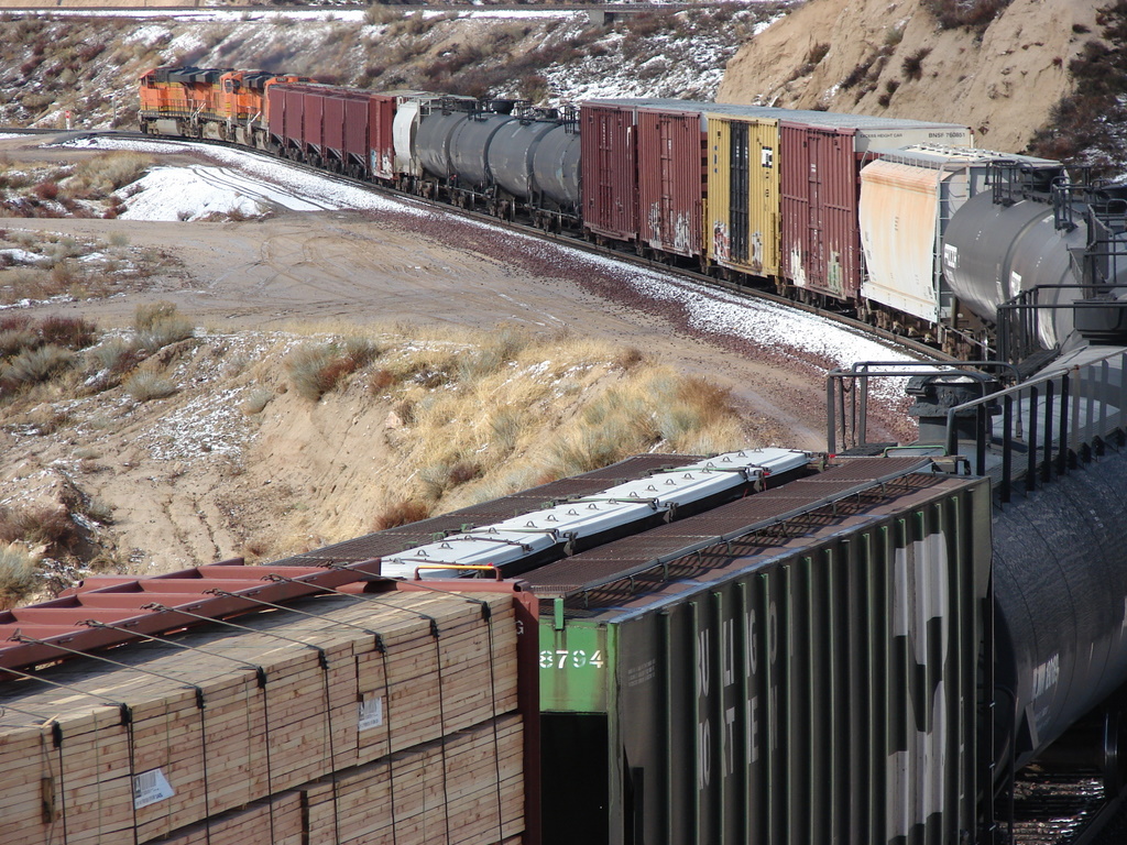 a manifest slowly grinds down cajon pass