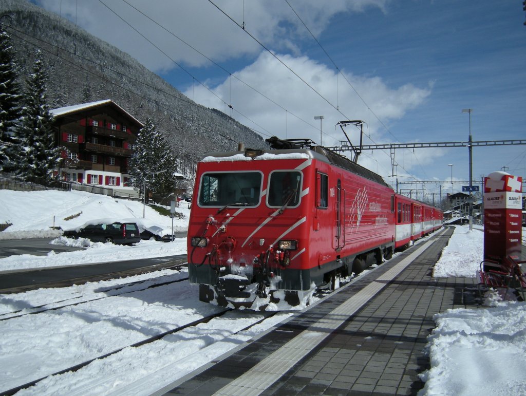 A MGB HGe 4/4 in Disentis. 
22.03.2008