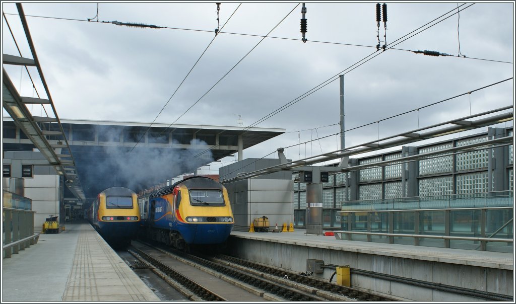 A Midland HST 125 is leaving St Pancras. 
18.05.2011