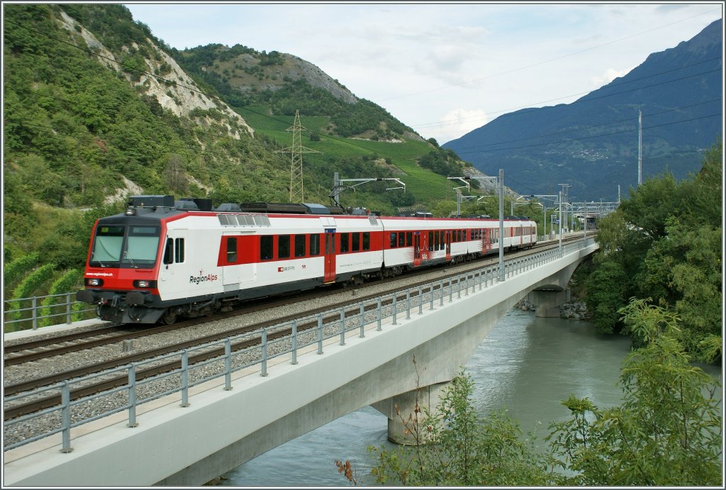 A new DOMONO on the Rhone Bridge by Leuk.
09.08.2009