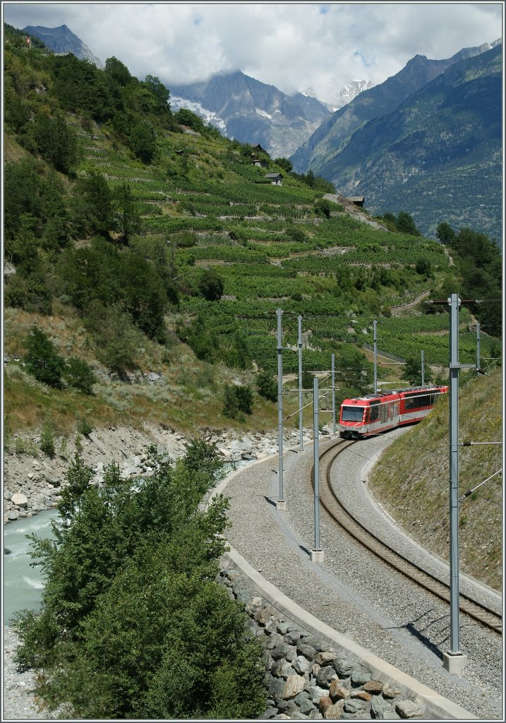 A new line with a new train. 
By Neubrck, 22.07.12