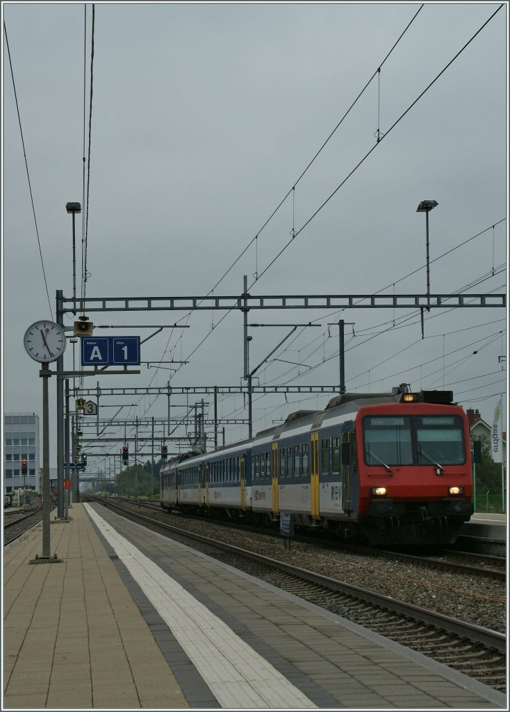 A NPZ is arriving at The Grenchen Sd Station. 
11.10.2011