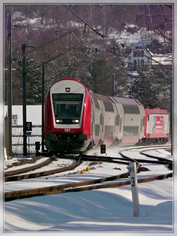 A push-pull train as IR 3712 Luxembourg City - Troisvierges is arriving on its final destination on February 16th, 2010.