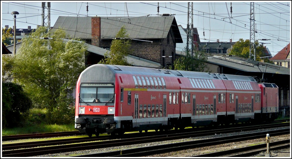A push-pull train pictured in Stralsund on September 20th, 2011.