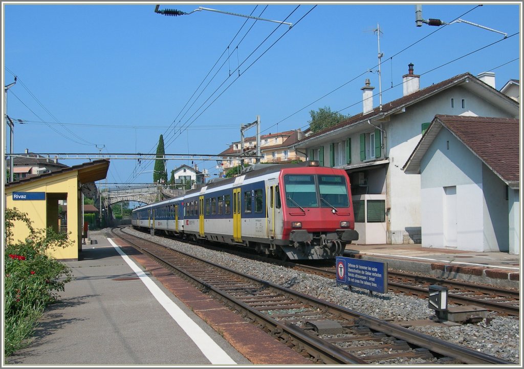 A SBB NPZ in Rivaz. 
02.07.2010